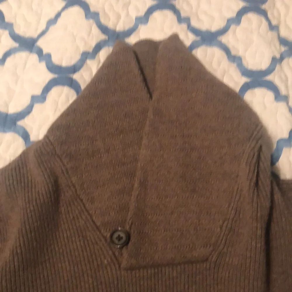 Express Knit Sweater (Small) - Picture 2 of 4
